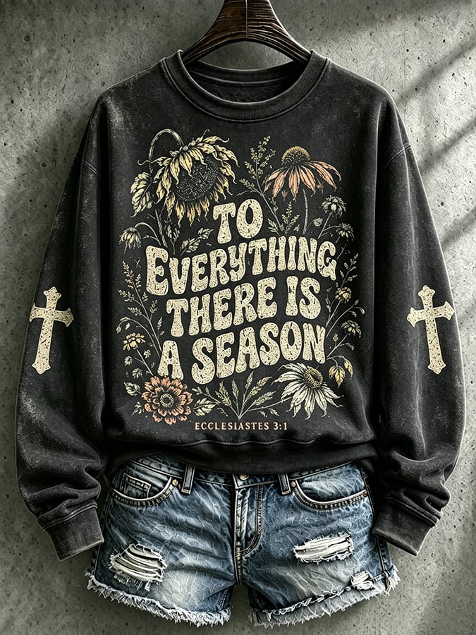 Women's To Everything There Is A Season Print Casual T-shirt