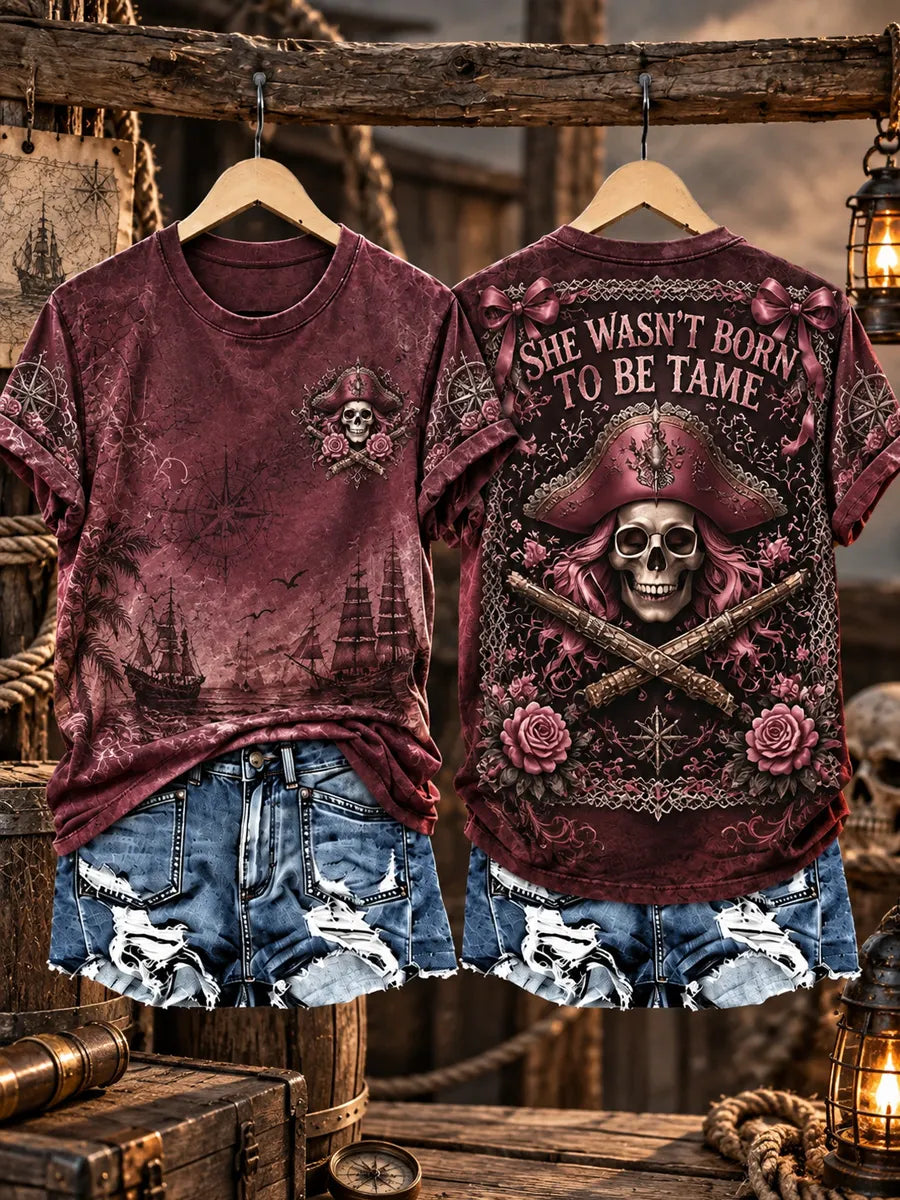 Women's Retro Pirate Queen Art Print T-Shirt