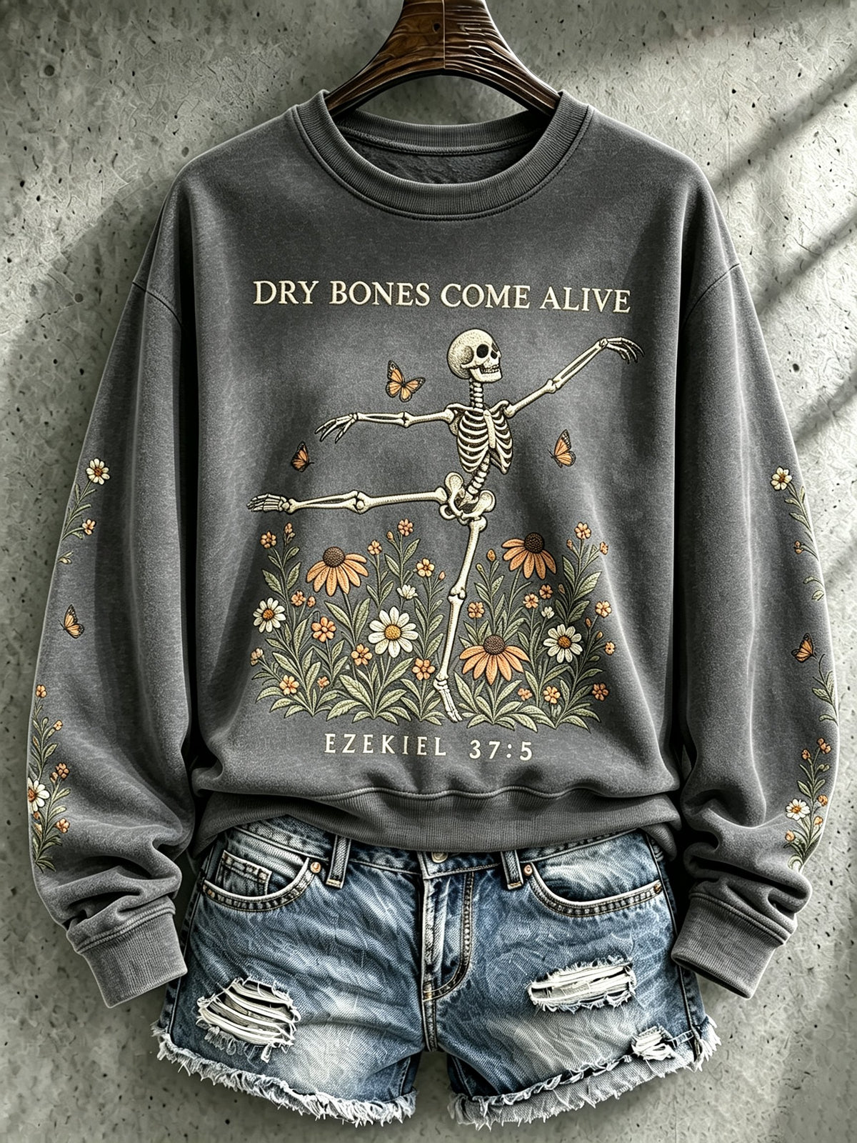 Women's Dry Bones Come Alive Ezekiel 37:5 Print Crewneck Sweatshirt